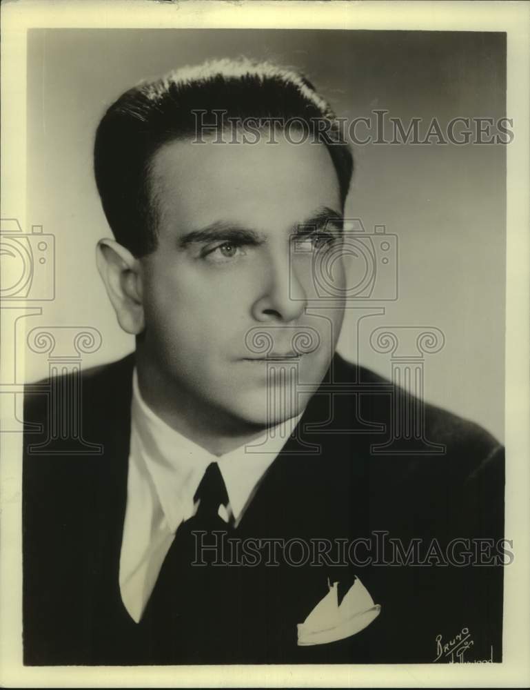 1942 Press Photo George Sebastian, Musical conductor on &quot;Great Moments in Music&quot;-Historic Images