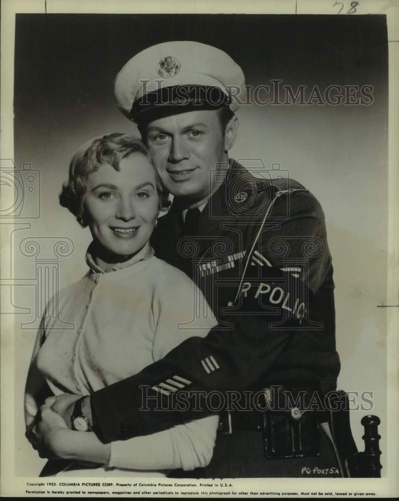 1955 Press Photo Mai Zetterling and Richard Widmark star in A Prize of Gold.- Historic Images