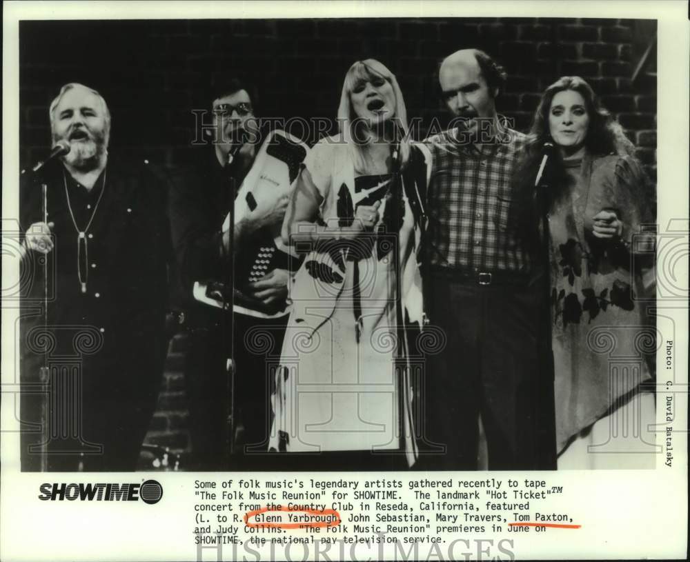 1982 Press Photo Legendary artists gathered to tape &quot;The Folk Music Reunion&quot;-Historic Images