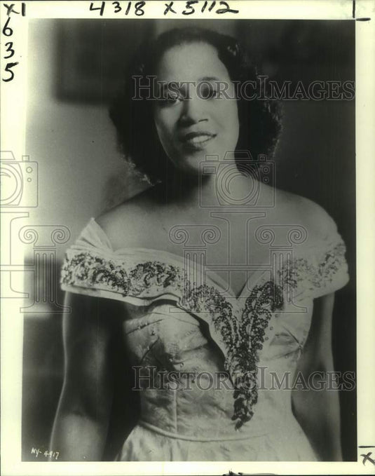 1982 Camilla Williams, New York City Opera's leading soprano - Historic Images