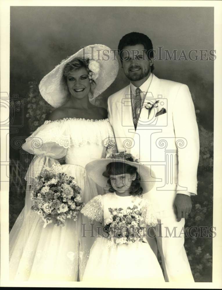 1989 Press Photo Kim Zimmer and Robert Newman, Ashley Peldon on "Guiding Light" - Historic Images