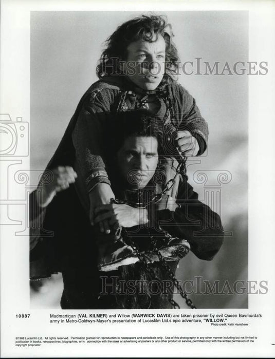 1988 Val Kilmer, Warwick Davis in "Willow" - Historic Images