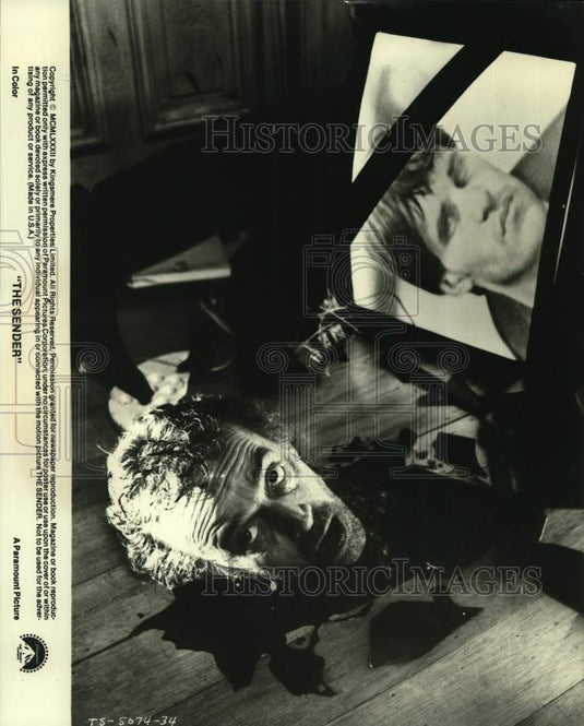 1982 Press Photo Zeljko Ivanek, Sean Hewitt in "The Sender" - nop84772- Historic Images