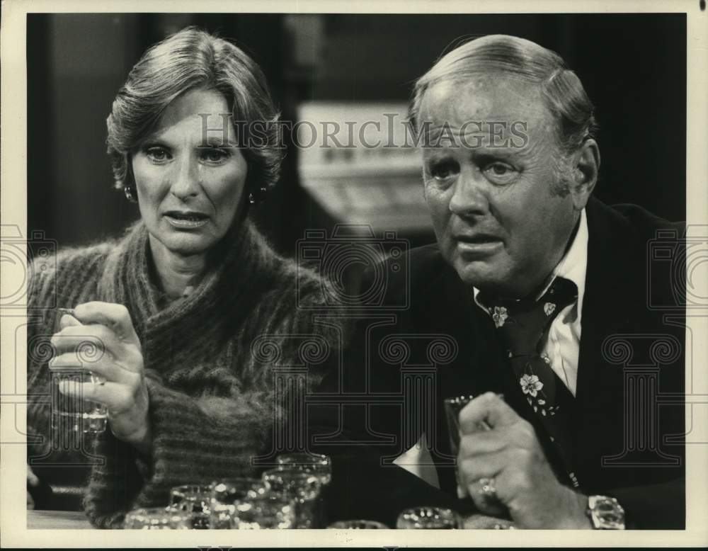 1977 Cloris Leachman, Dick Van Patten in &quot;Phyllis&quot; - Historic Images