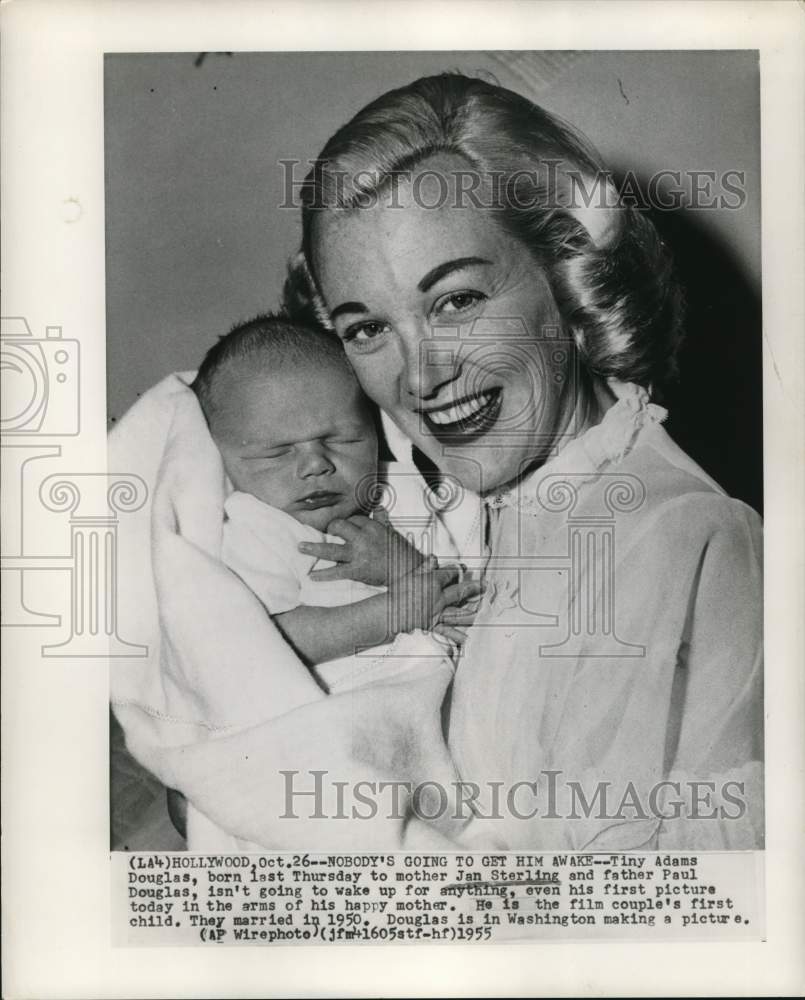 1955 Jan Sterling, American actress, with newborn son, Adam Douglas - Historic Images