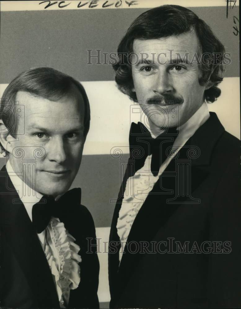 1975 Tommy and Dick Smothers, American comedians - Historic Images