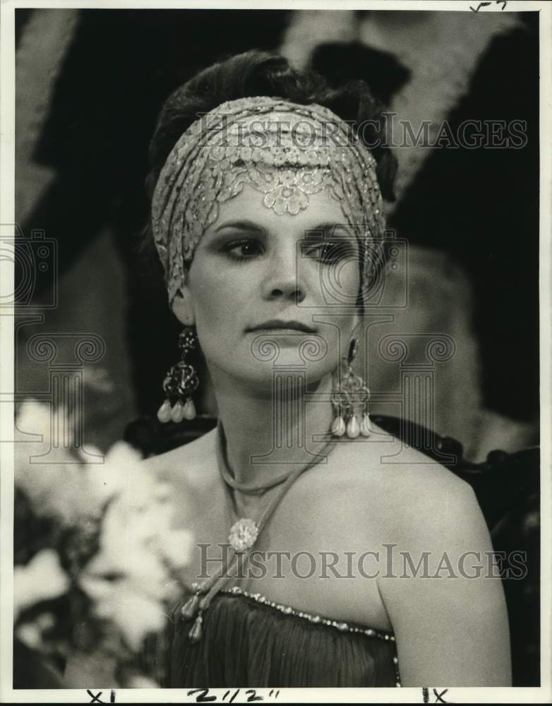 1975 Kathryn Walker, lead actress in the drama series, "Beacon Hill" - Historic Images