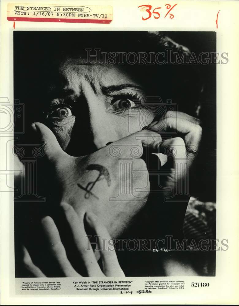 1952 Press Photo Kay Walsh, actress in the film, "The Stranger In Between"- Historic Images