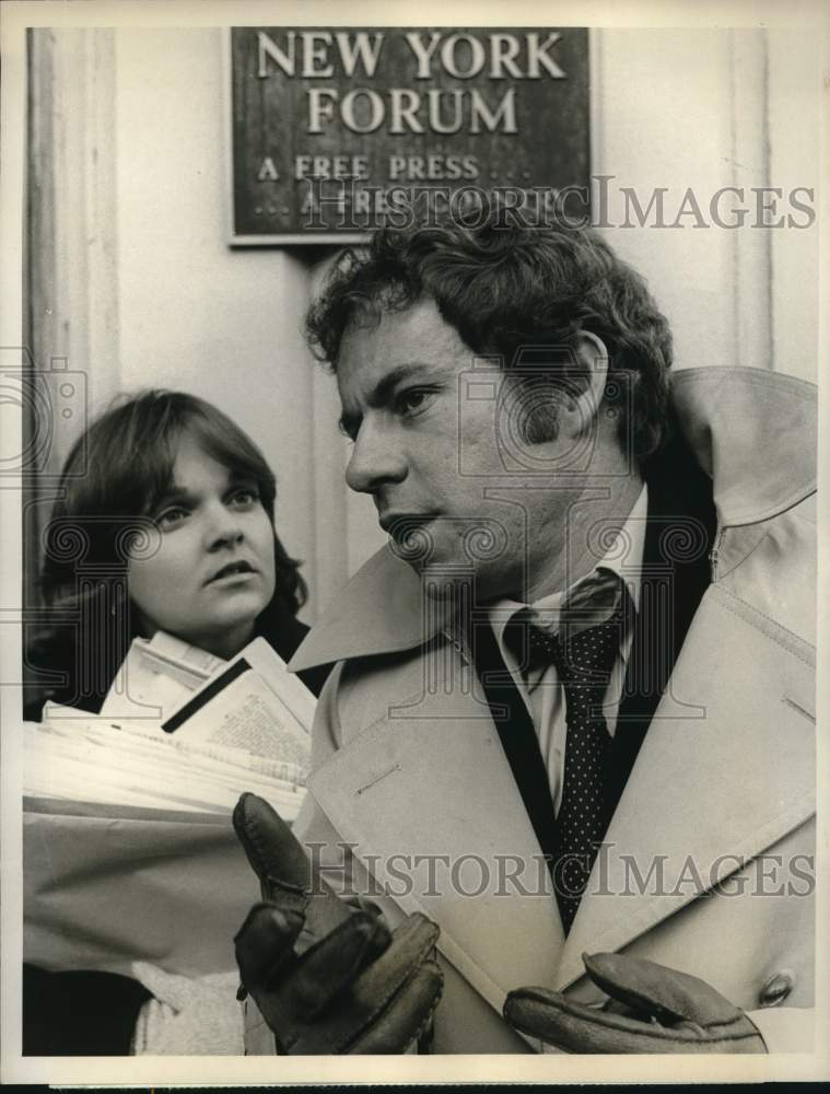 1977 Press Photo Pamela Reed, James Sutorius in &quot;The Andros Targets&quot; CBS Series - Historic Images