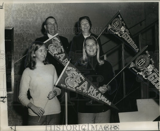 1968 Sugar Bowl- One family divided in choice of Sugar Bowl winner. - Historic Images