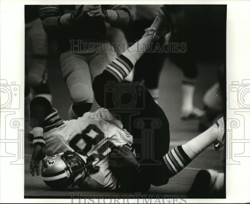 1981 New Orleans Saints- Rough landing - Historic Images