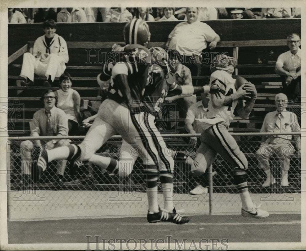 New Orleans Saints- Action on the field. - Historic Images