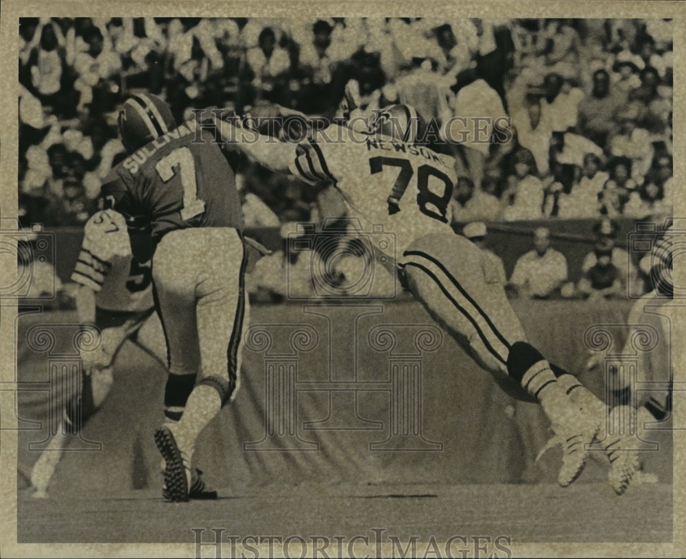 1974 Press Photo New Orleans Saints- Billy Newsome in action. - nos00379 - Historic Images