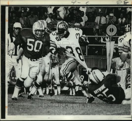 1970 Press Photo New Orleans Saints- Hanging on by a thread. - nos00411 - Historic Images