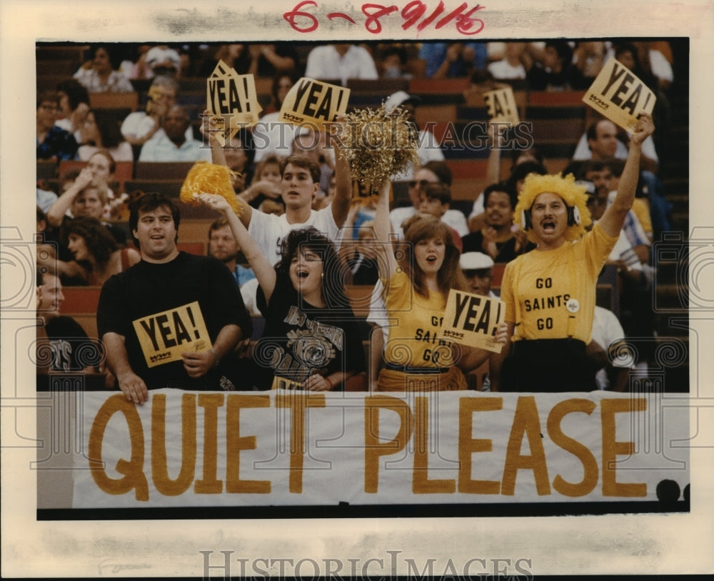 1989 New Orleans Saints- Saints fans anything but quiet. - Historic Images