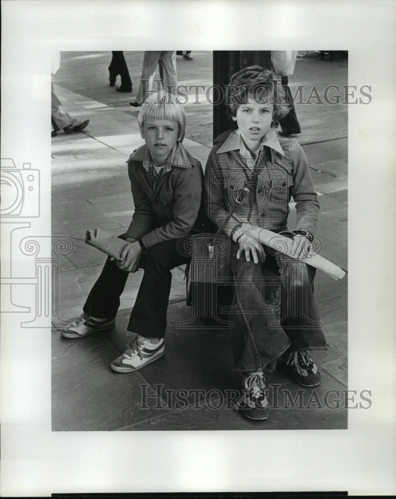 1976 Sugar Bowl - Fans Jeff Saurwin &amp; Buck Saurwin of Kansas City - Historic Images