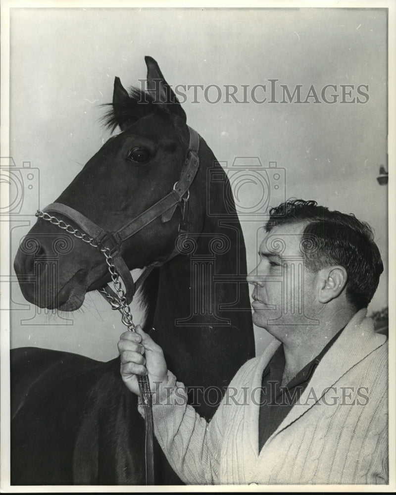 1975 Press Photo Horse Racing- Full Swing, Carrol Matherne, owner - Historic Images