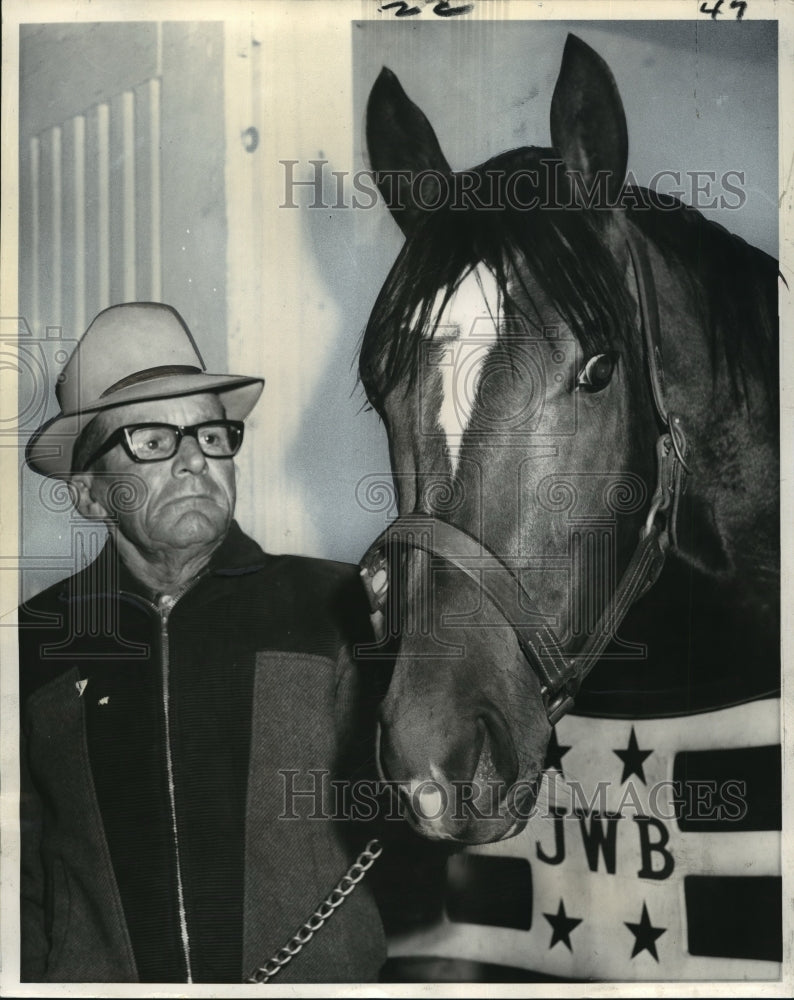 1968 Press Photo Horse Racing-Kentucky Sherry with Trainer Alcee Richard- Historic Images