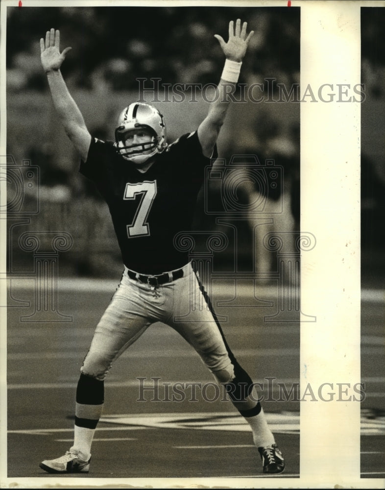 1987 Press Photo Morten Anderson, Saints Football Kicker Celebrates Field Goal- Historic Images