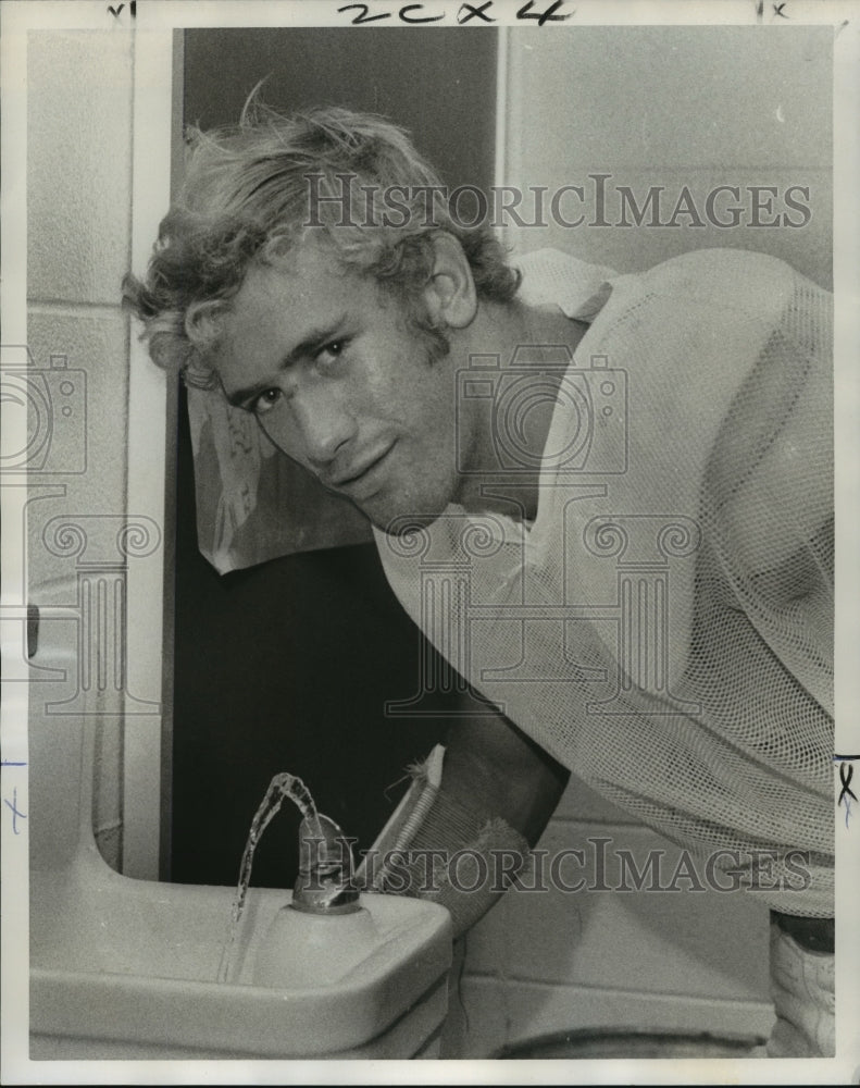 1975 Tim Arnold, Walker High School Football Defensive End - Historic Images