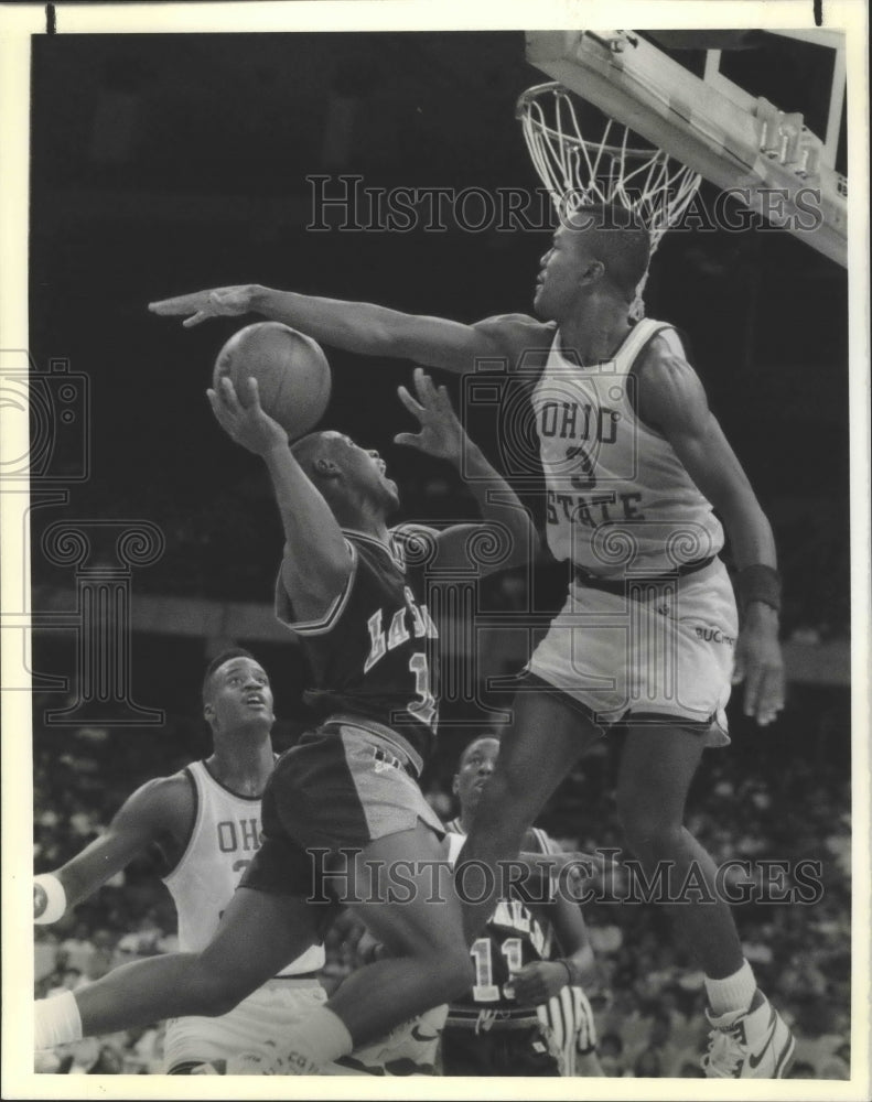1989 Press Photo Basketball - Ohio State and La Salle in Action in Superdome- Historic Images