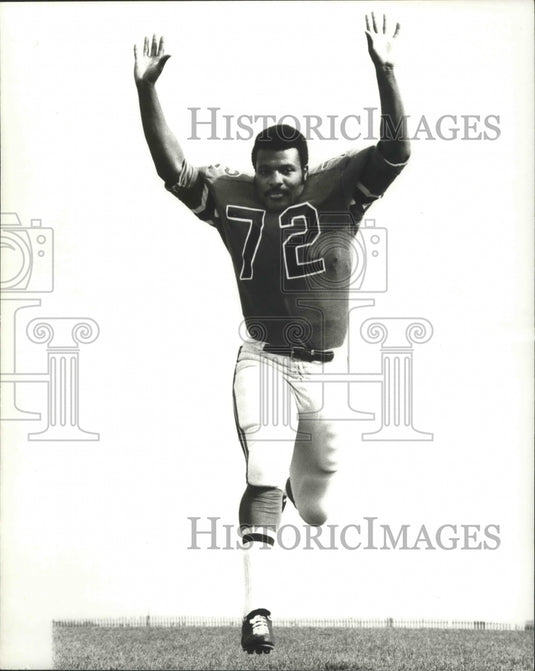 1970 Press Photo Football - Bob Bell, Defensive Tackle for Univ. of Cincinnati - Historic Images