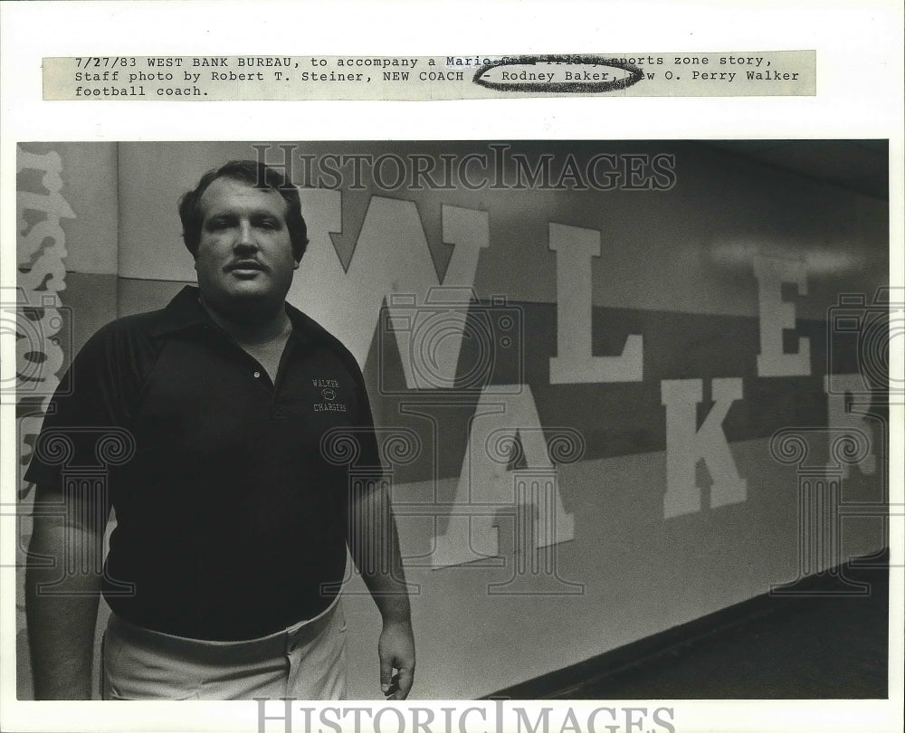 1983 Press Photo Rodney Baker, New Orleans Perry Walker School Football Coach - Historic Images