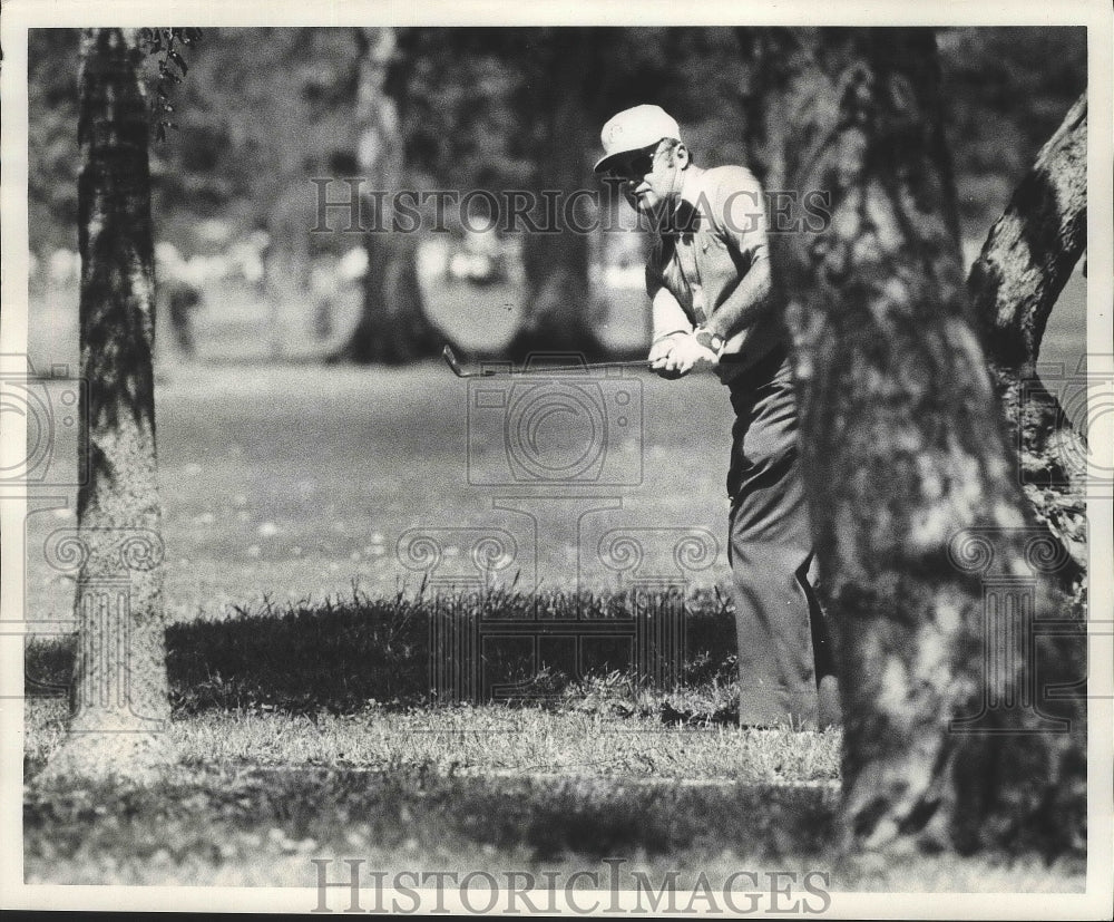 1973 Press Photo Golfer Miller Barber in the Rough - nos04208- Historic Images