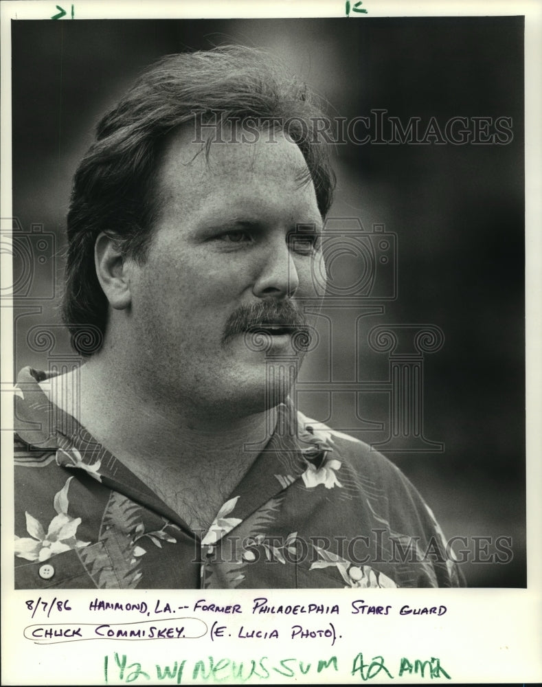 1986 Press Photo Football - Chuck Commiskey, Former Philadelphia Stars Guard - Historic Images