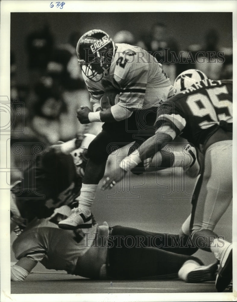 1986 Southern Miss fullback Randolph Brown, Others in Football Game - Historic Images