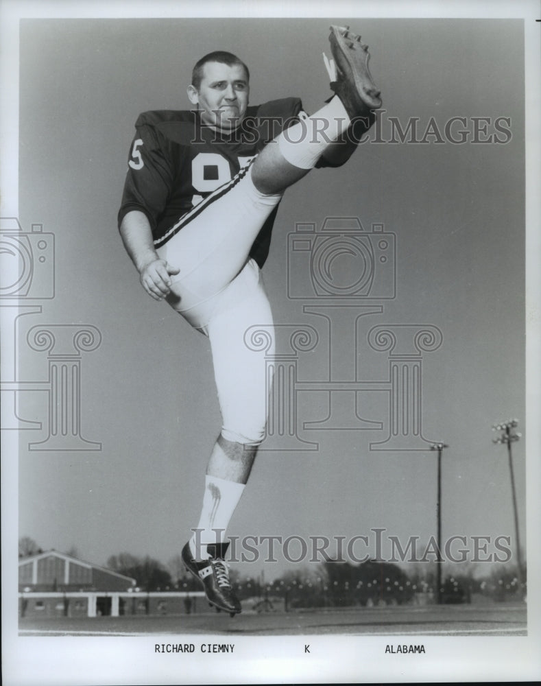 1971 Press Photo Alabama Football Player Richard Ciemny, Kicker - nos06413- Historic Images