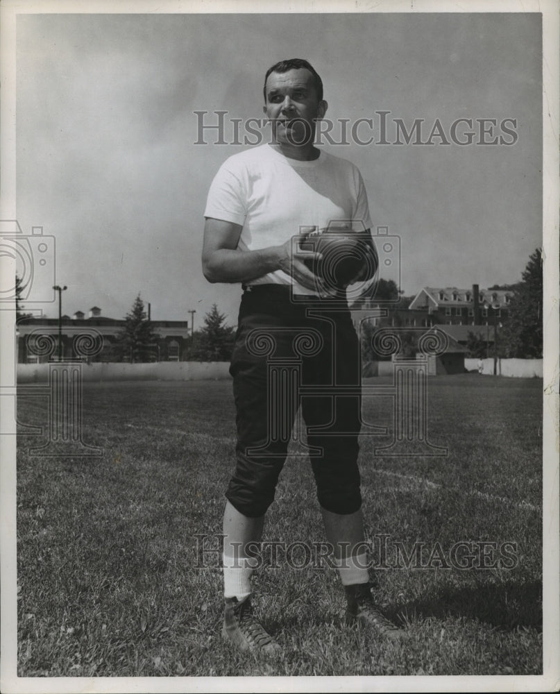 1964 Press Photo Head Coach Blaton Collier, Kentucky Browns - nos06647- Historic Images