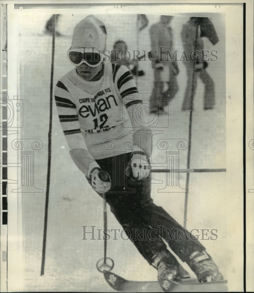 1973 Press Photo Slalom Skier Marilyn Cochran of Vermont skiing in Val D'Isere - Historic Images