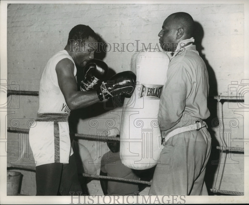 1968 Boxer Curtis Cokes and Trainer Tiger Reed, World Welter Champ - Historic Images