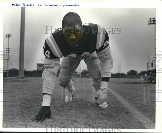 1986 Press Photo Football Player Michael brooks - nos07269 - Historic Images