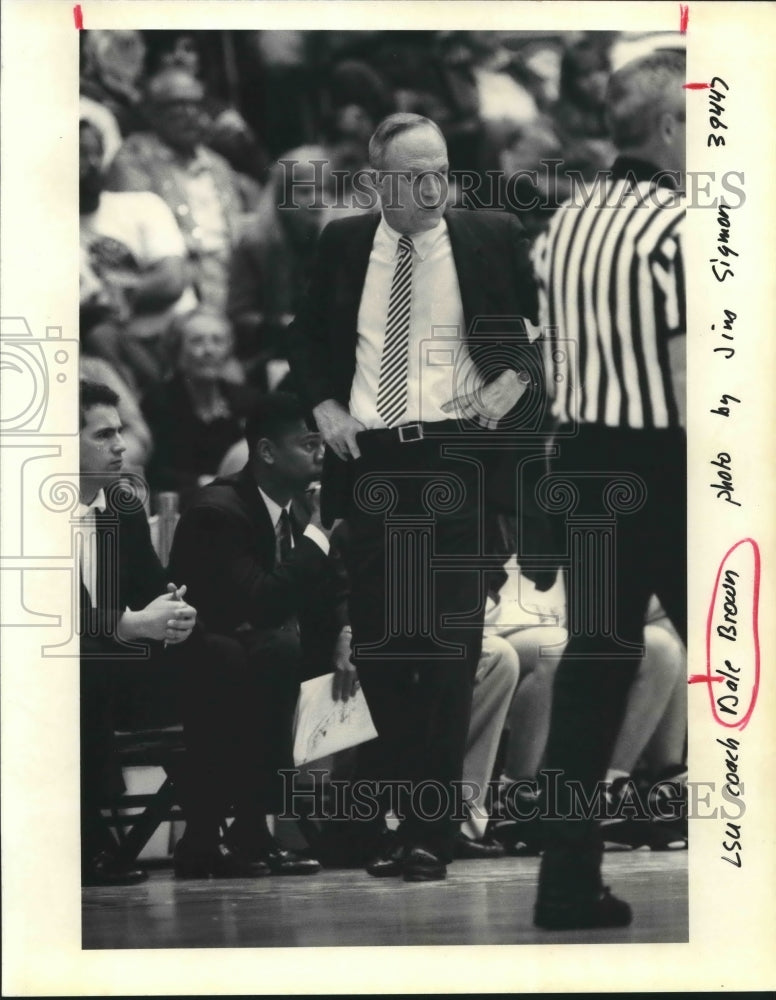 1992 Press Photo Louisiana State University Coach Dale Brown - nos08045 - Historic Images