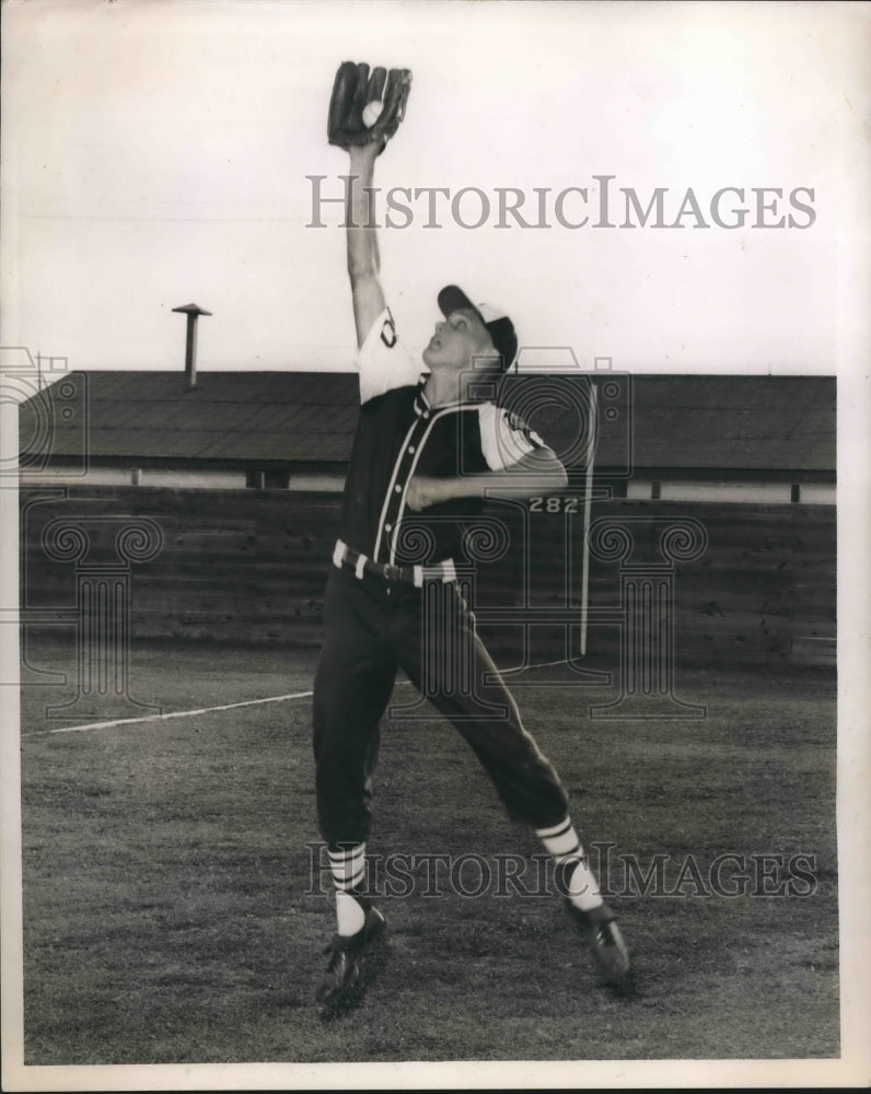 Press Photo Tulane Baseball Player Bill Brown - nos08200- Historic Images