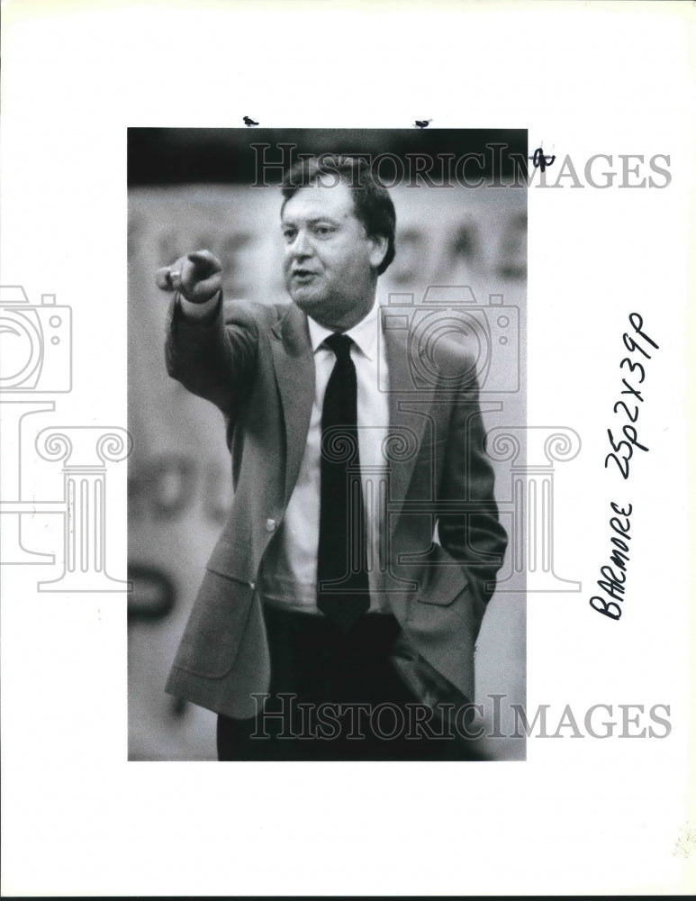 1990 Press Photo Louisiana Tech Women&#39;s Basketabll Head Coach Leon Barmore - Historic Images