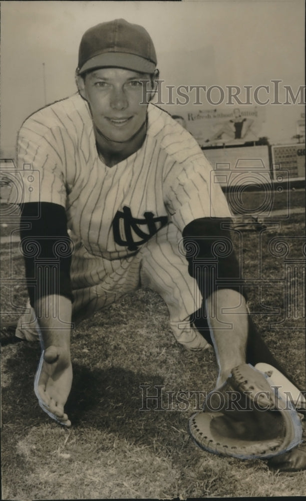 1967 Press Photo Baseball Player Reno Debenedett - nos08787 - Historic Images