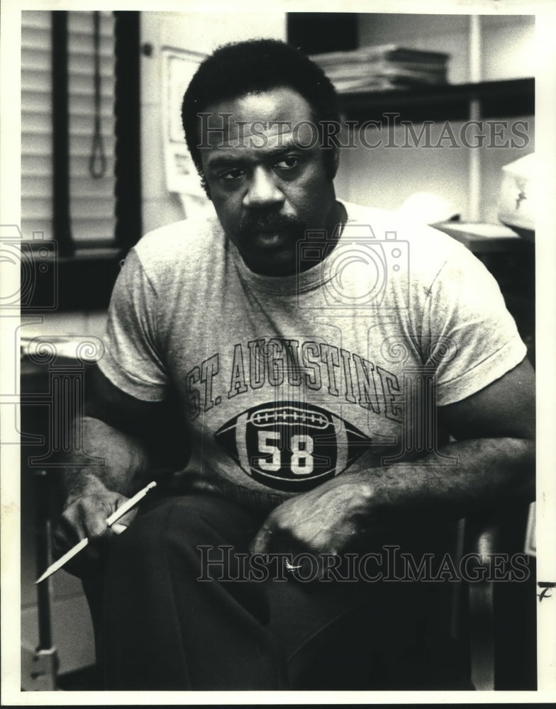1980 Press Photo Jay Cunningham, St. Augustine Football Coach - nos08838 - Historic Images
