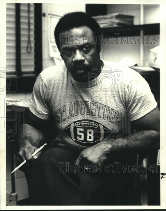 1980 Press Photo Jay Cunningham, St. Augustine Football Coach - nos08838 - Historic Images
