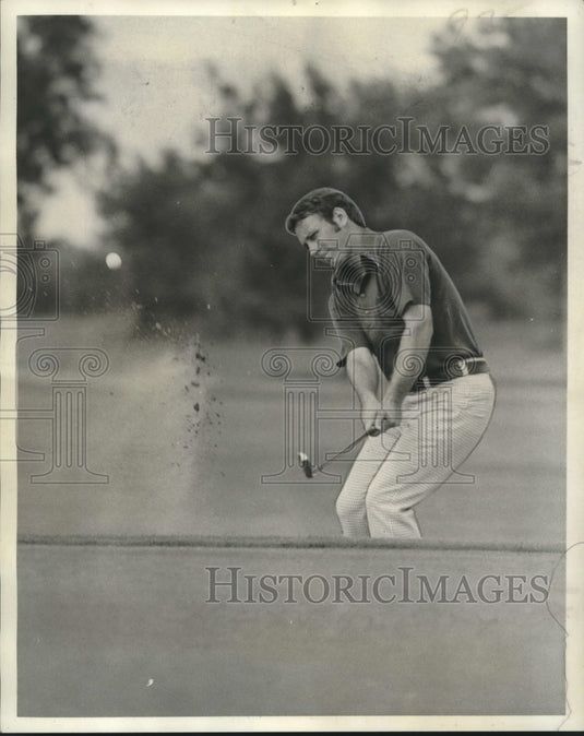1975 Press Photo Golfer Mike Dougherty in New Orleans Golf Championship Game - Historic Images