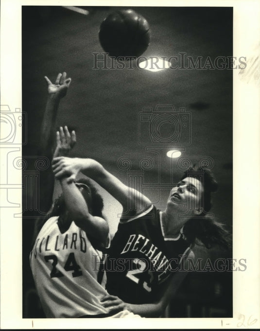 1987 Press Photo Dillard University Women's Basketball Player at Belhaven Game - Historic Images