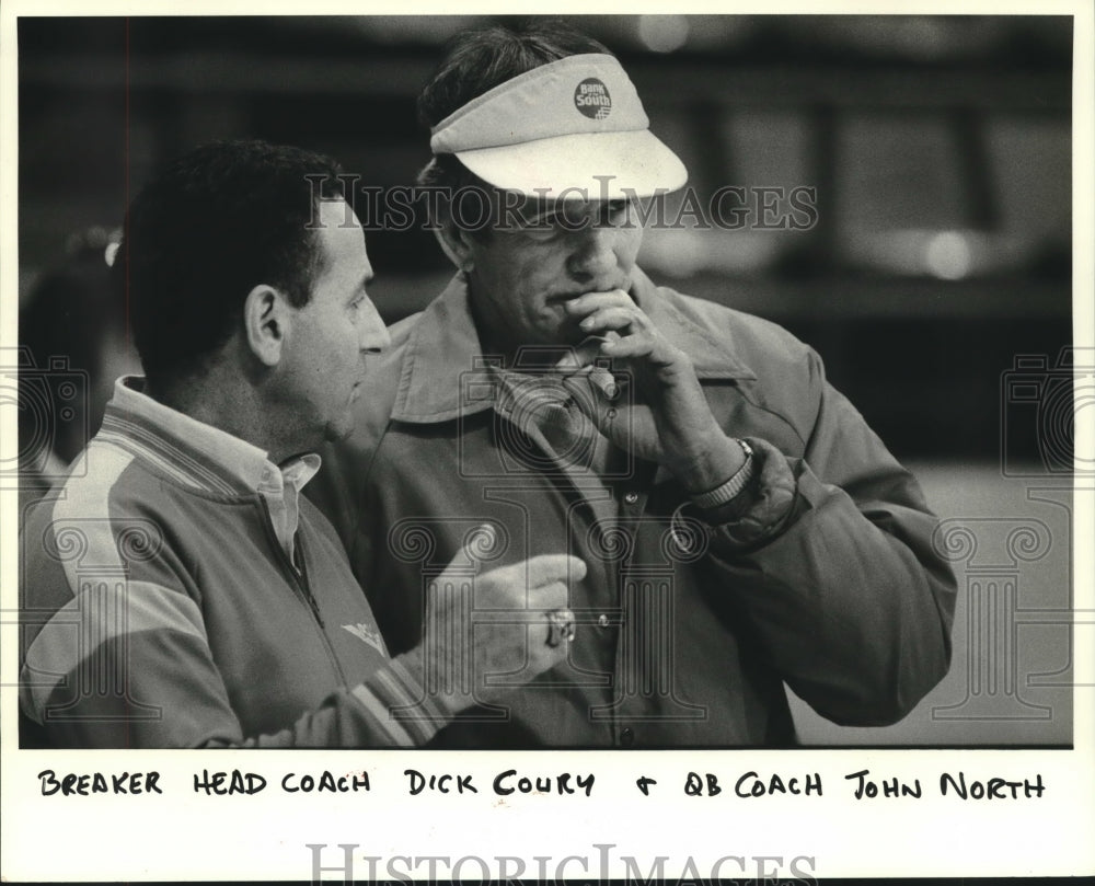 1984 Press Photo Dick Coury, Breakers Football Head Coach with John North - Historic Images