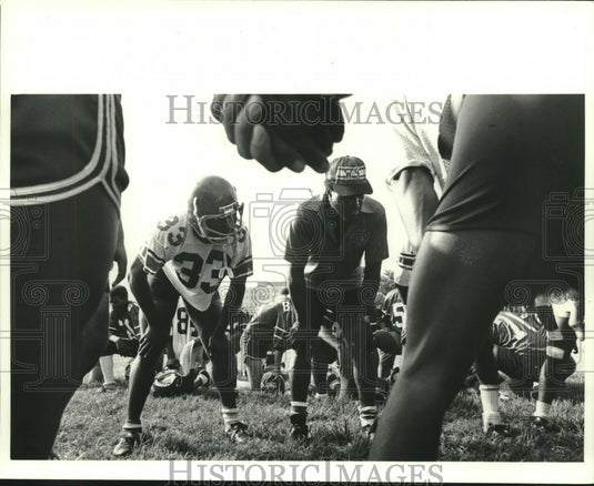 1982 Press Photo Henry Crosby, West Jefferson Football Coach with Players- Historic Images
