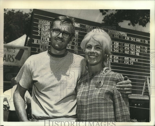 1968 Press Photo Golfer Bob Dickson and Wife Carolyn - nos09656- Historic Images
