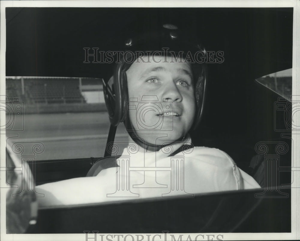 1967 Press Photo Sports Car Racing Driver Mark Donohue - nos09673- Historic Images
