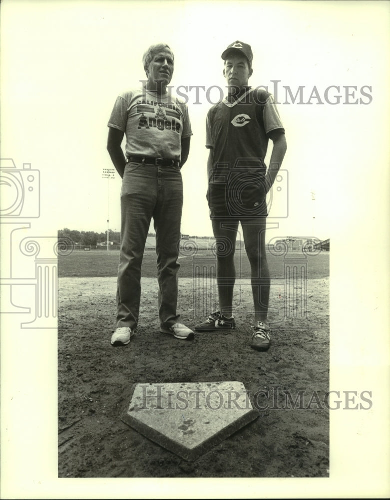 1985 Press Photo Jean Faust, Chalmette Post 360 American Legion Coach and Player - Historic Images