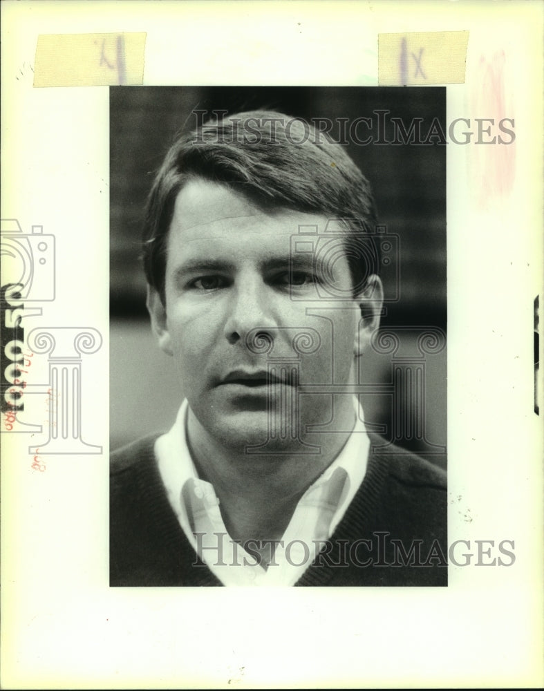 1988 Press Photo Tim Floyd, University of New Orleans Basketball Coach-Historic Images