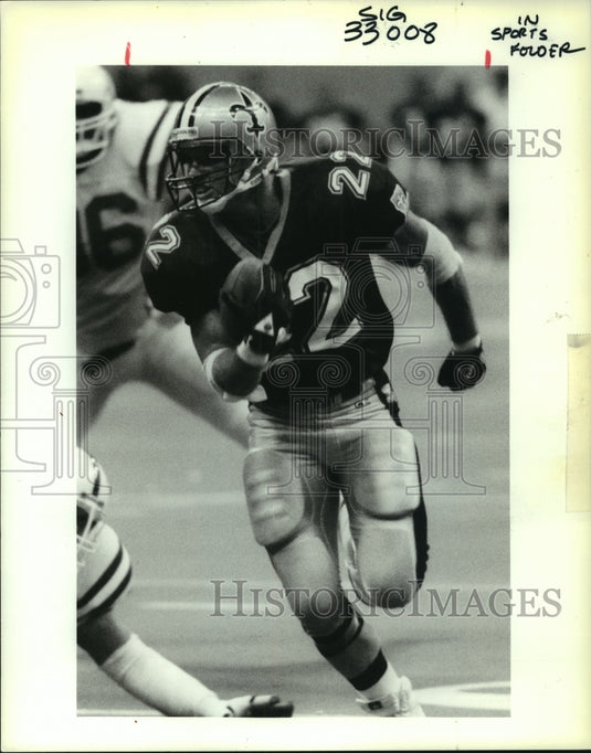 1990 Press Photo Gil Fenerty, Saints Football Player - nos10318- Historic Images